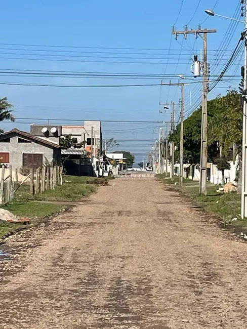 Foto 3 de Terreno / Lote à venda, 300m2 em Balneario Arroio Do Silva - SC