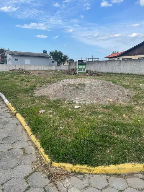 Foto 1 de Terreno / Lote à venda, 450m2 em Centro, Balneario Arroio Do Silva - SC