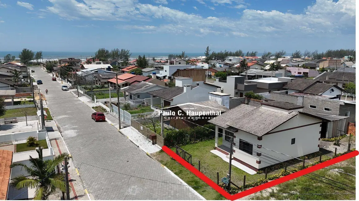 Casa com 2 quartos à venda, 300m2 em Balneario Arroio Do Silva - SC - imagem 9 Foto 9 de Casa com 2 quartos à venda, 300m2 em Balneario Arroio Do Silva - SC