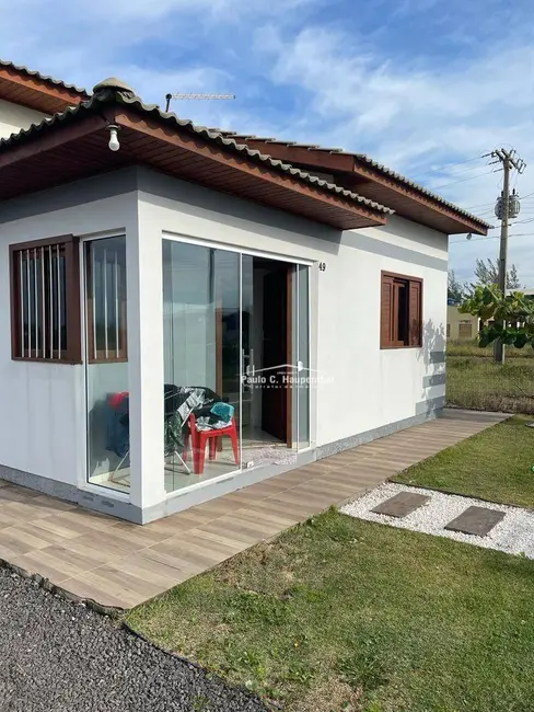 Foto 3 de Casa com 2 quartos à venda, 300m2 em Balneario Arroio Do Silva - SC