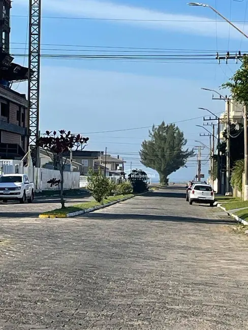 Foto 2 de Casa com 3 quartos à venda, 204m2 em Balneario Arroio Do Silva - SC