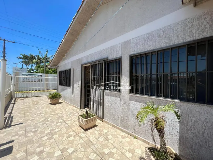 Foto 3 de Casa com 3 quartos à venda, 204m2 em Balneario Arroio Do Silva - SC