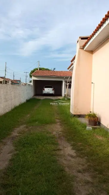 Foto 2 de Casa com 3 quartos à venda, 335m2 em Balneario Arroio Do Silva - SC