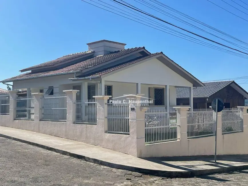 Foto 1 de Casa com 3 quartos à venda, 405m2 em Rio Maina, Criciuma - SC