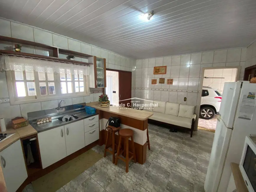 Foto 3 de Casa com 3 quartos à venda, 390m2 em Centro, Balneario Arroio Do Silva - SC