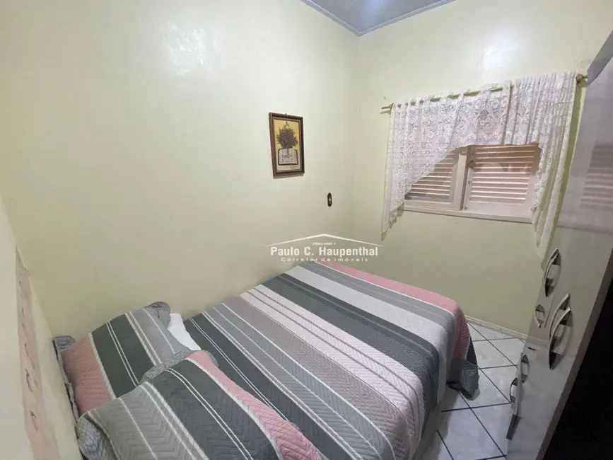 Foto 9 de Casa com 3 quartos à venda, 390m2 em Centro, Balneario Arroio Do Silva - SC