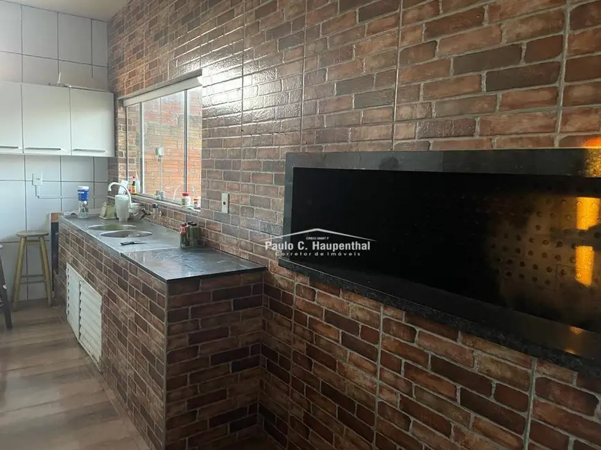 Foto 9 de Casa com 6 quartos à venda, 375m2 em Balneario Arroio Do Silva - SC