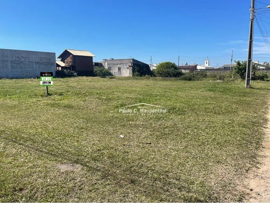 Foto 1 de Terreno / Lote à venda, 332m2 em Balneario Arroio Do Silva - SC