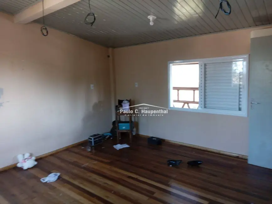 Foto 9 de Casa com 6 quartos à venda, 300m2 em Balneario Arroio Do Silva - SC