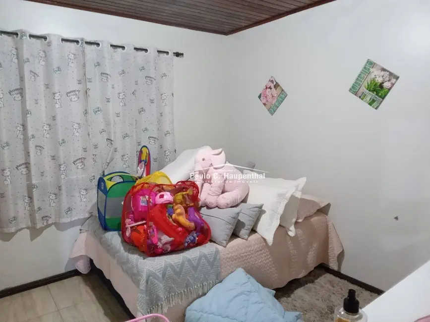 Foto 9 de Casa com 3 quartos à venda, 225m2 em Coloninha, Ararangua - SC