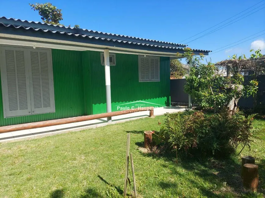 Foto 1 de Casa com 3 quartos à venda, 300m2 em Balneario Arroio Do Silva - SC