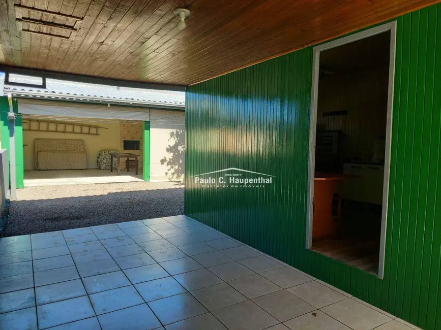 Foto 4 de Casa com 3 quartos à venda, 300m2 em Balneario Arroio Do Silva - SC
