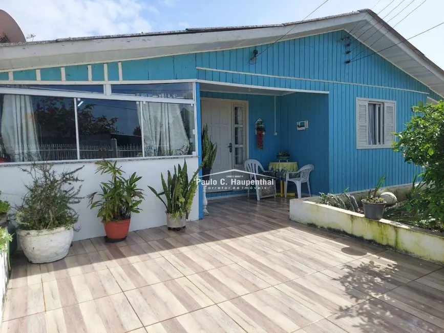 Foto 1 de Casa com 3 quartos à venda, 307m2 em Balneario Arroio Do Silva - SC