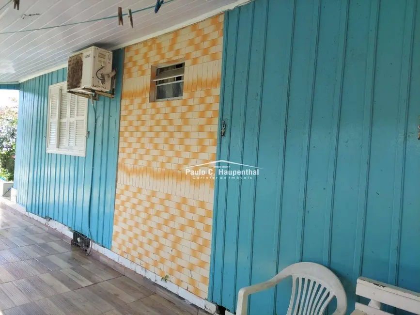 Foto 2 de Casa com 3 quartos à venda, 307m2 em Balneario Arroio Do Silva - SC