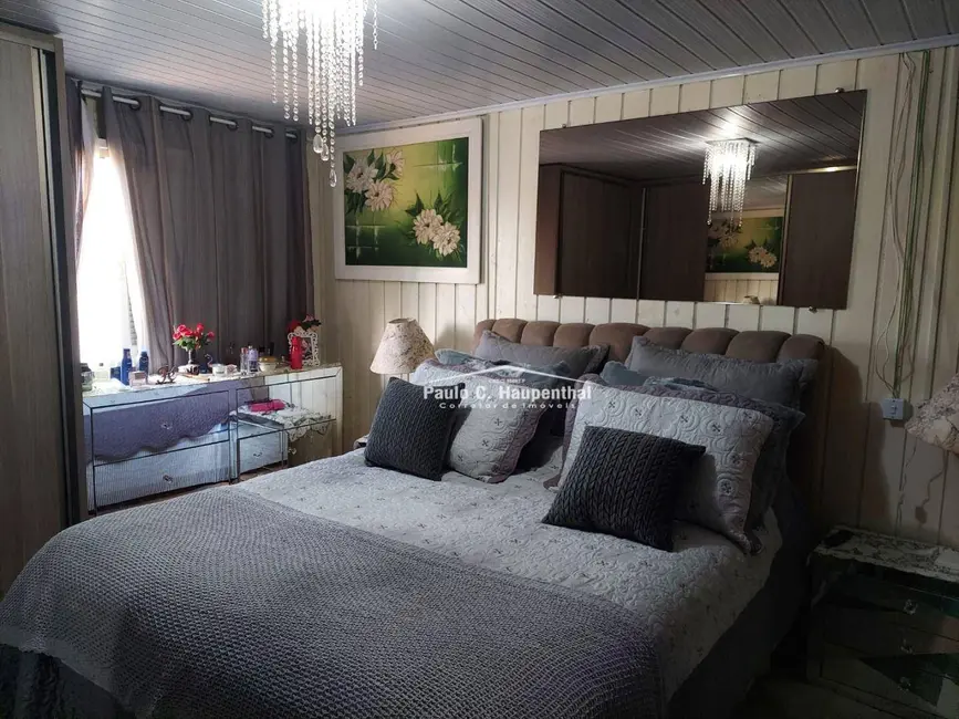 Foto 4 de Casa com 3 quartos à venda, 307m2 em Balneario Arroio Do Silva - SC