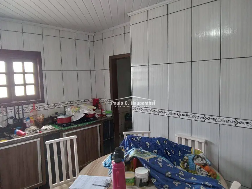 Casa com 3 quartos à venda, 375m2 em Lagoão, Ararangua - SC - imagem 3 Foto 3 de Casa com 3 quartos à venda, 375m2 em Lagoão, Ararangua - SC