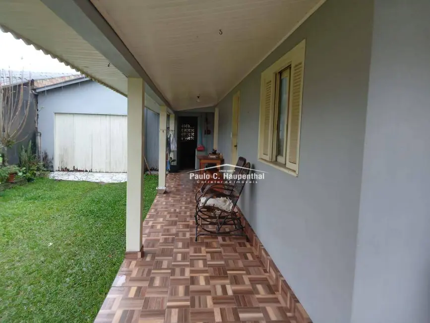 Foto 2 de Casa com 3 quartos à venda, 370m2 em Balneario Arroio Do Silva - SC