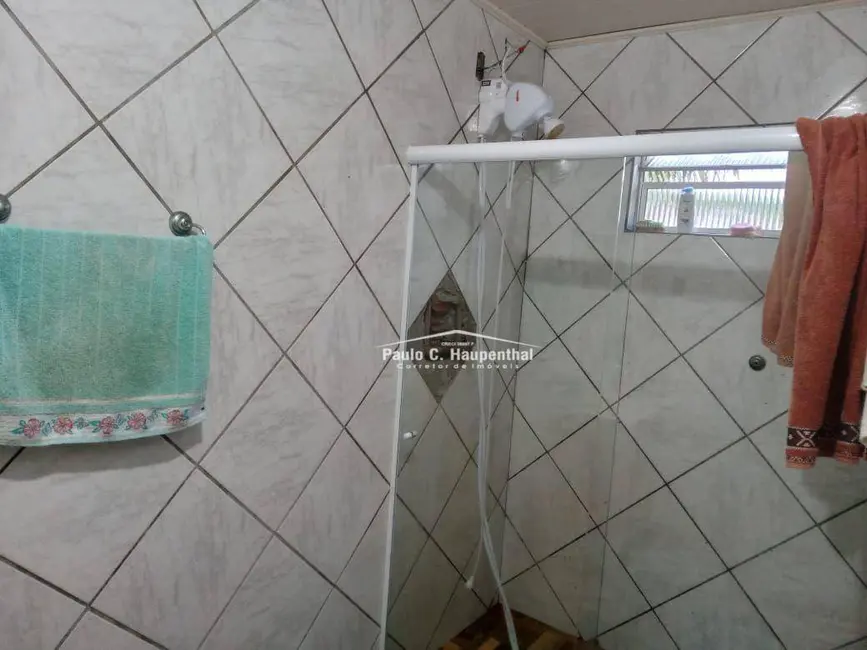 Foto 6 de Casa com 3 quartos à venda, 370m2 em Balneario Arroio Do Silva - SC