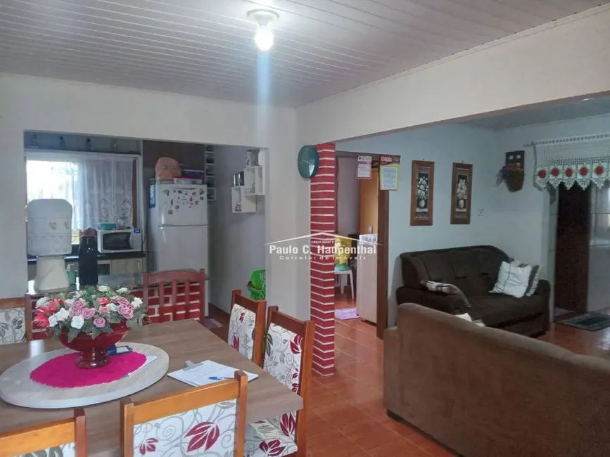 Foto 9 de Casa com 4 quartos à venda, 324m2 em Coloninha, Ararangua - SC