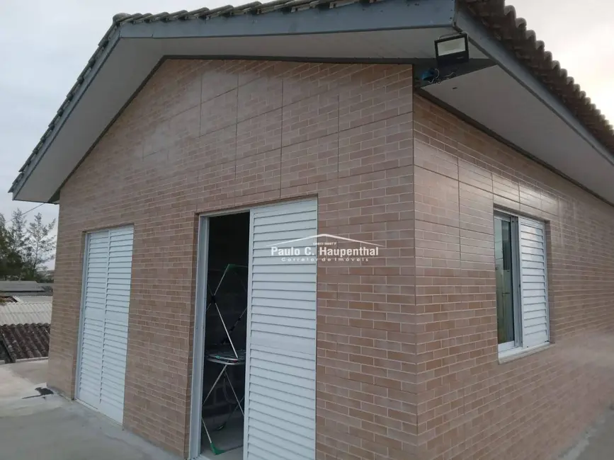 Foto 9 de Casa com 2 quartos à venda, 300m2 em Balneario Arroio Do Silva - SC