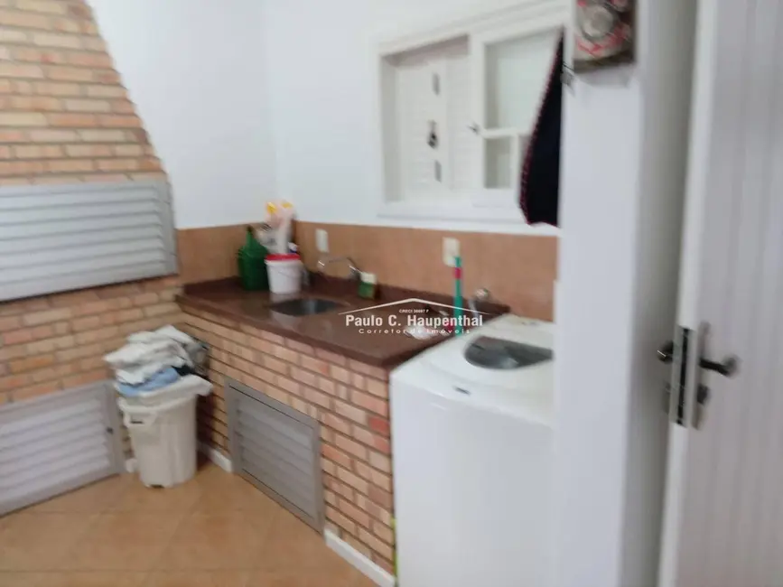 Casa com 3 quartos à venda, 480m2 em Coloninha, Ararangua - SC - imagem 7 Foto 7 de Casa com 3 quartos à venda, 480m2 em Coloninha, Ararangua - SC