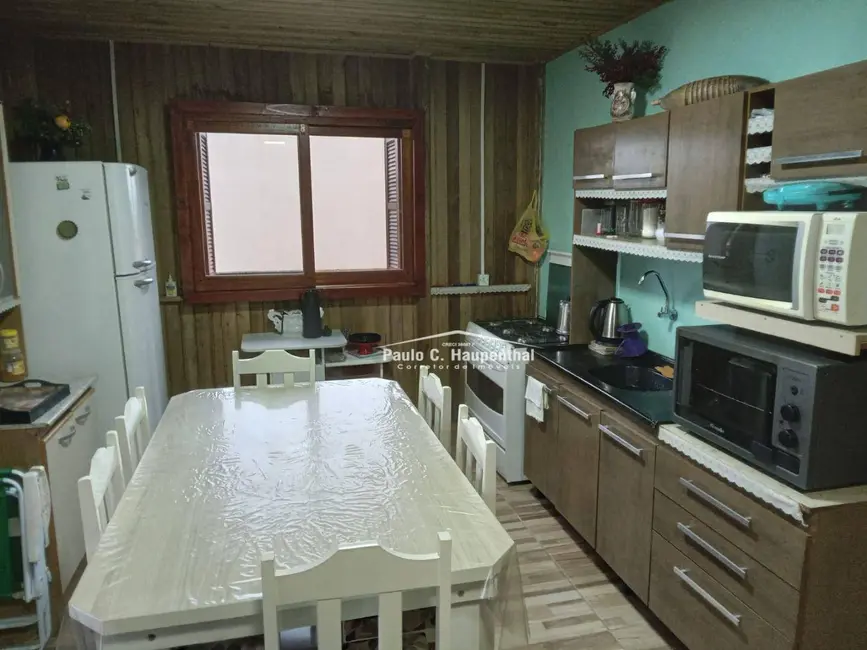 Foto 5 de Casa com 3 quartos à venda, 300m2 em Balneario Arroio Do Silva - SC