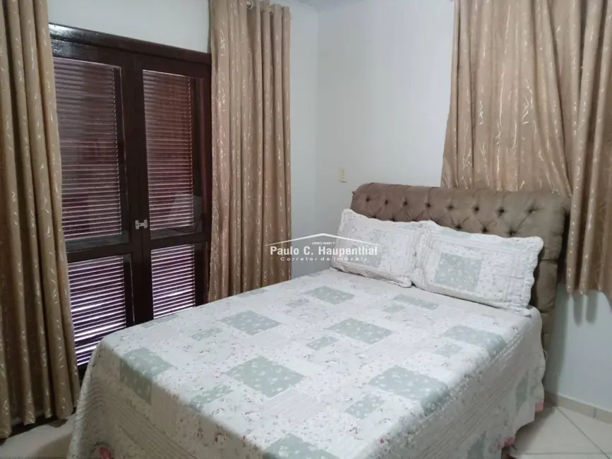 Casa com 4 quartos à venda, 900m2 em Centro, Balneario Arroio Do Silva - SC - imagem 3 Foto 3 de Casa com 4 quartos à venda, 900m2 em Centro, Balneario Arroio Do Silva - SC