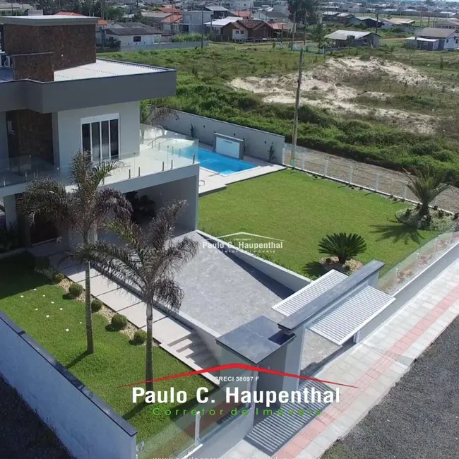 Foto 1 de Casa com 4 quartos à venda, 600m2 em Balneario Arroio Do Silva - SC