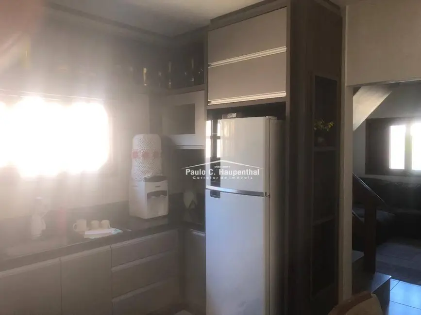 Foto 3 de Casa com 3 quartos à venda, 300m2 em Balneario Arroio Do Silva - SC