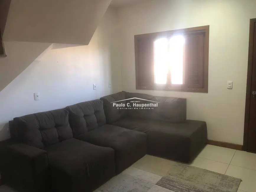 Foto 4 de Casa com 3 quartos à venda, 300m2 em Balneario Arroio Do Silva - SC