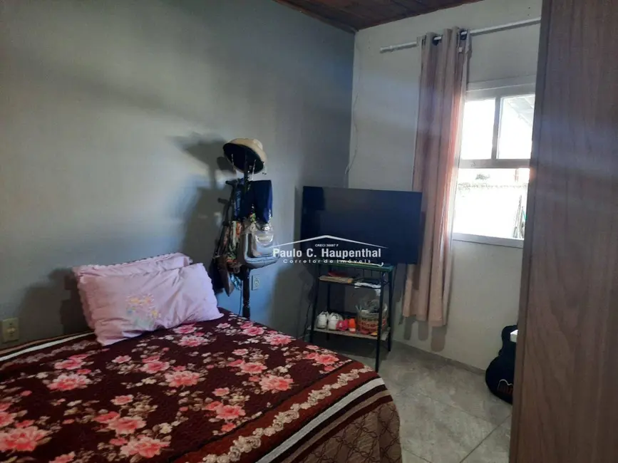 Foto 8 de Casa com 2 quartos à venda, 185m2 em Balneario Arroio Do Silva - SC