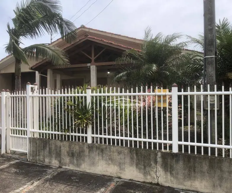 Foto 3 de Casa com 4 quartos à venda, 330m2 em Balneario Arroio Do Silva - SC