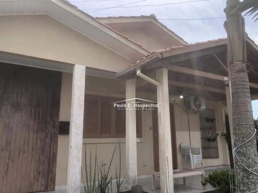 Foto 2 de Casa com 4 quartos à venda, 330m2 em Balneario Arroio Do Silva - SC