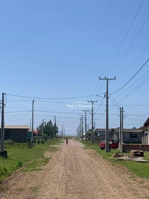 Foto 2 de Terreno / Lote à venda, 300m2 em Balneario Arroio Do Silva - SC