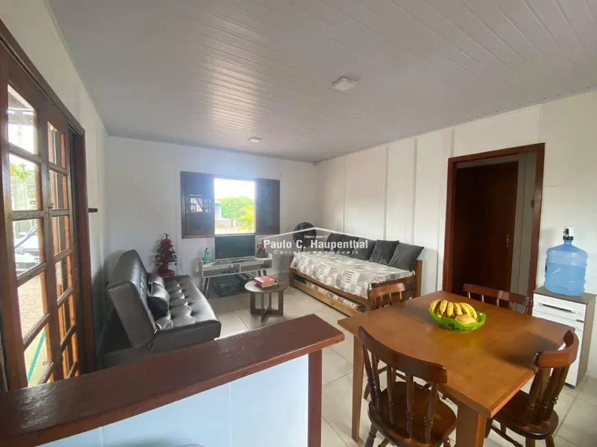 Foto 4 de Casa com 2 quartos à venda, 300m2 em Centro, Balneario Arroio Do Silva - SC