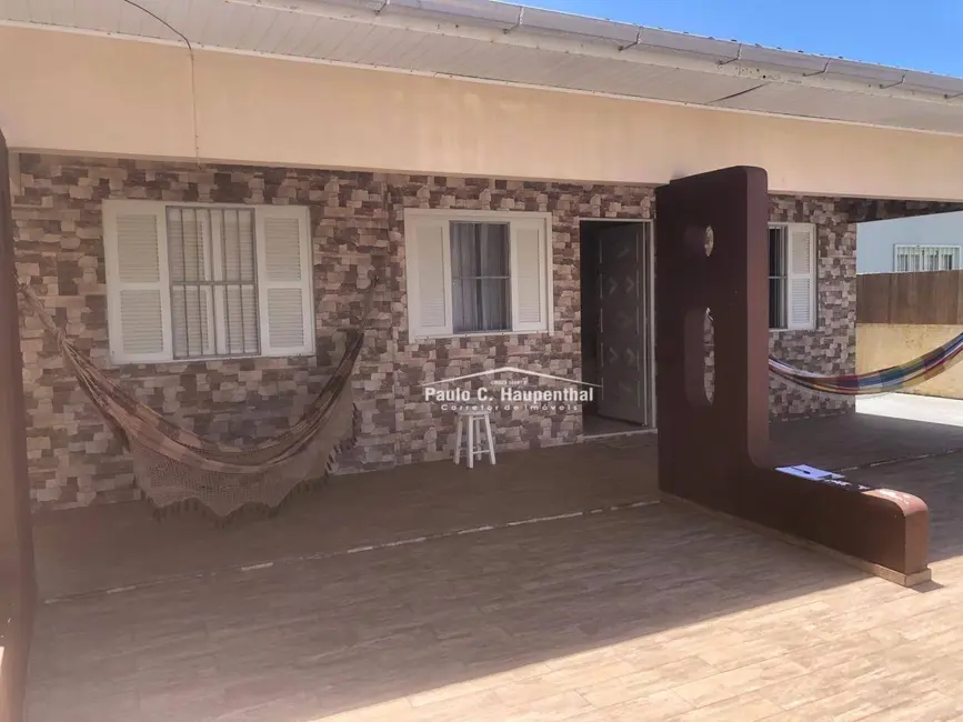 Foto 1 de Casa com 3 quartos à venda, 300m2 em Balneario Arroio Do Silva - SC
