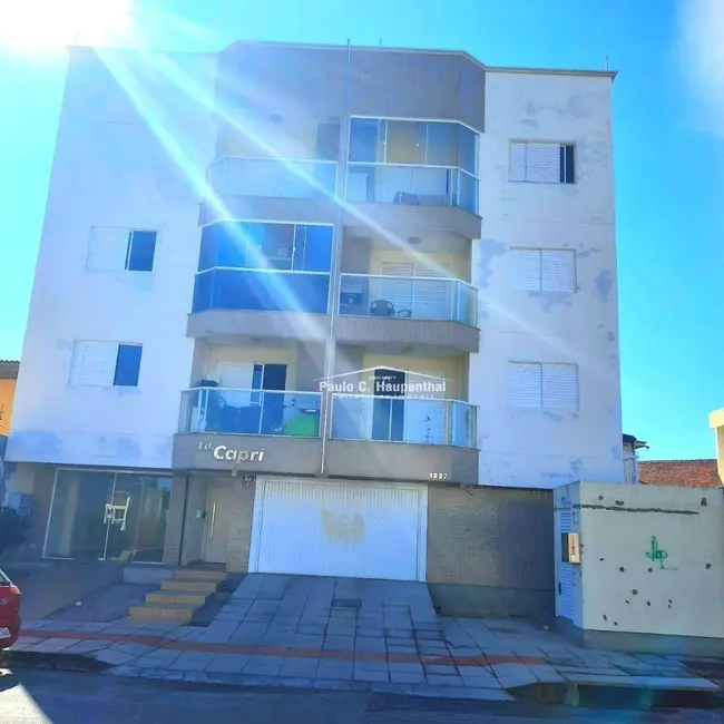 Apartamento com 2 quartos à venda, 63m2 em Centro, Ararangua - SC - imagem 3 Foto 3 de Apartamento com 2 quartos à venda, 63m2 em Centro, Ararangua - SC