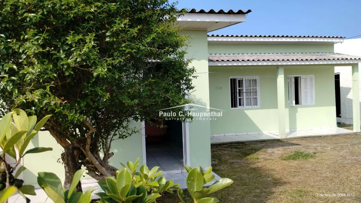 Foto 5 de Casa com 3 quartos à venda, 300m2 em Balneario Arroio Do Silva - SC