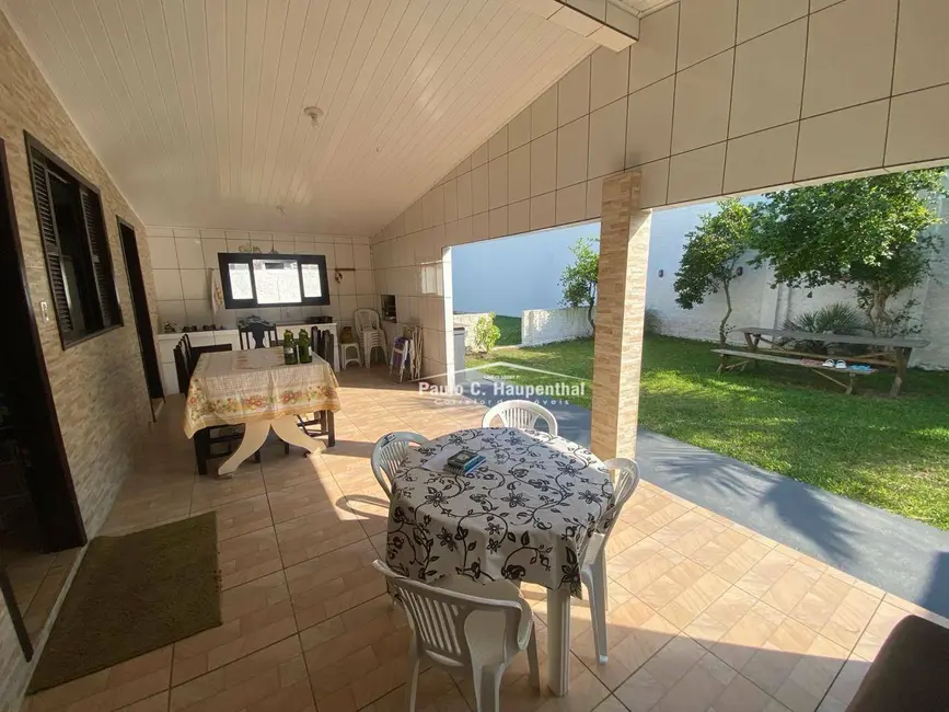 Foto 8 de Casa com 3 quartos à venda, 600m2 em Balneario Arroio Do Silva - SC
