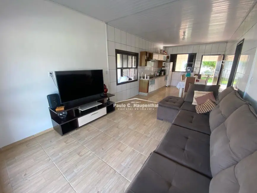 Foto 3 de Casa com 3 quartos à venda, 600m2 em Balneario Arroio Do Silva - SC