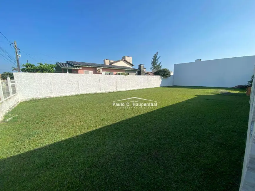 Foto 2 de Casa com 3 quartos à venda, 600m2 em Balneario Arroio Do Silva - SC