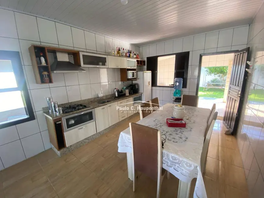 Foto 4 de Casa com 3 quartos à venda, 600m2 em Balneario Arroio Do Silva - SC