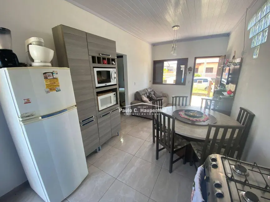 Foto 3 de Casa com 2 quartos à venda, 300m2 em Balneario Arroio Do Silva - SC