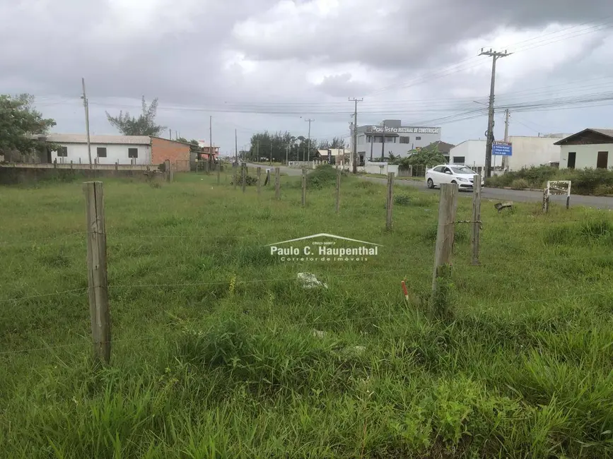 Foto 2 de Terreno / Lote à venda, 300m2 em Balneario Arroio Do Silva - SC