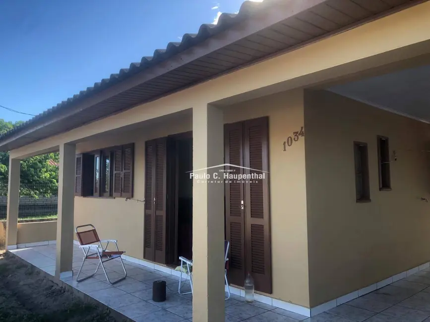 Casa com 2 quartos à venda, 300m2 em Balneario Gaivota - SC - imagem 1 Foto 1 de Casa com 2 quartos à venda, 300m2 em Balneario Gaivota - SC