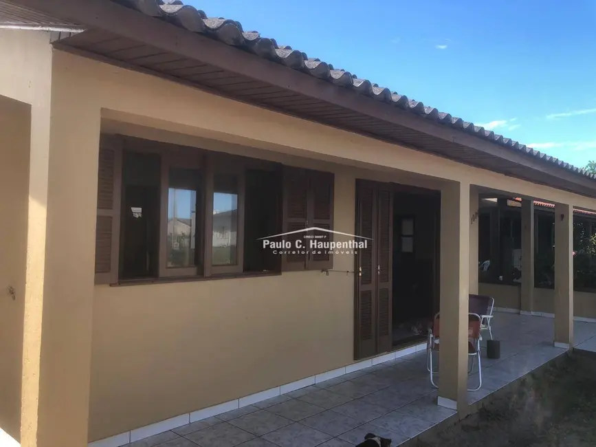 Casa com 2 quartos à venda, 300m2 em Balneario Gaivota - SC - imagem 9 Foto 9 de Casa com 2 quartos à venda, 300m2 em Balneario Gaivota - SC