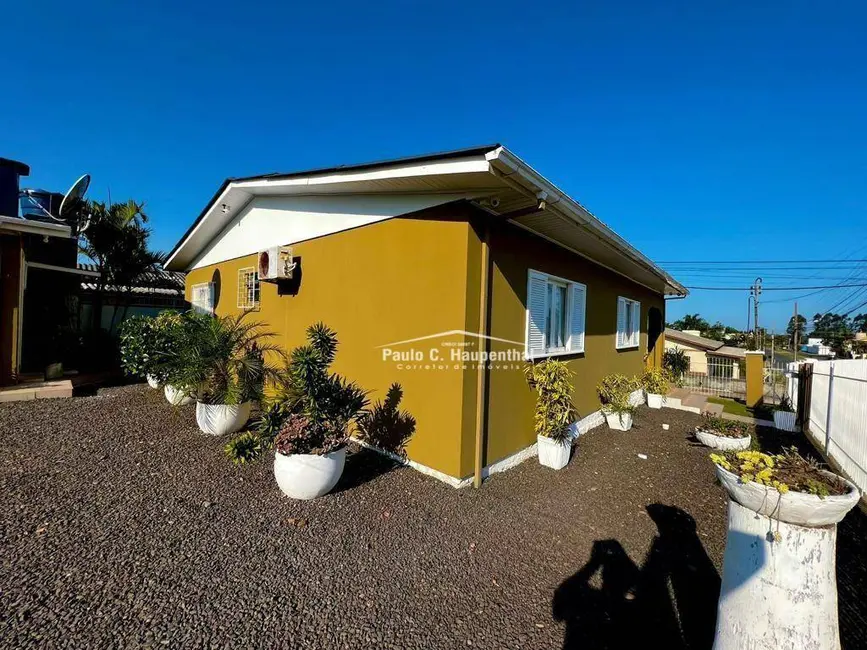 Casa com 3 quartos à venda, 450m2 em Jardim das Avenidas, Ararangua - SC - imagem 9 Foto 9 de Casa com 3 quartos à venda, 450m2 em Jardim das Avenidas, Ararangua - SC