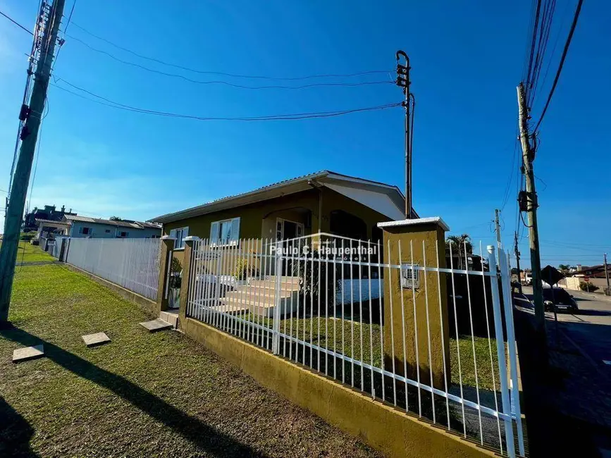 Foto 1 de Casa com 3 quartos à venda, 450m2 em Jardim das Avenidas, Ararangua - SC