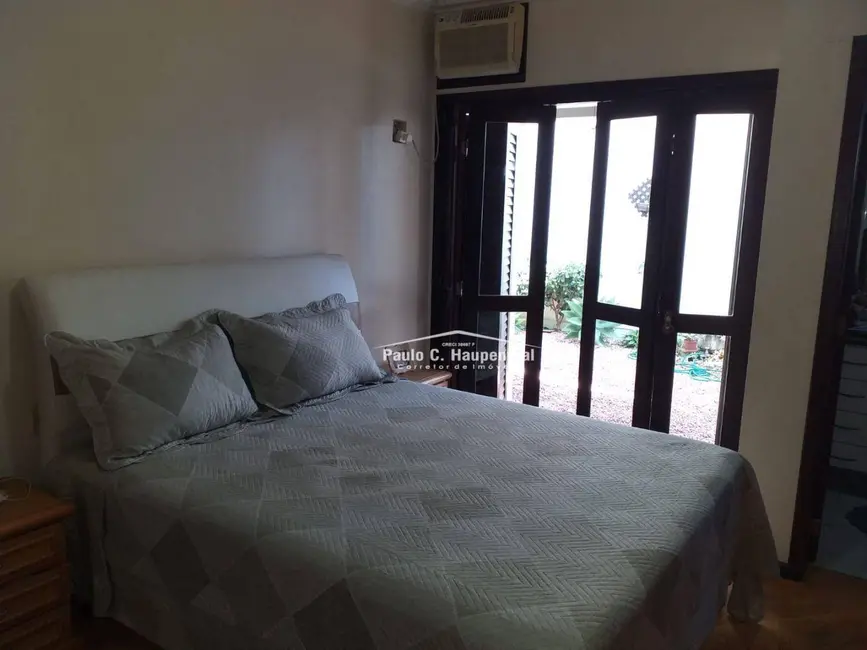 Foto 7 de Casa com 3 quartos à venda, 622m2 em Centro, Ararangua - SC