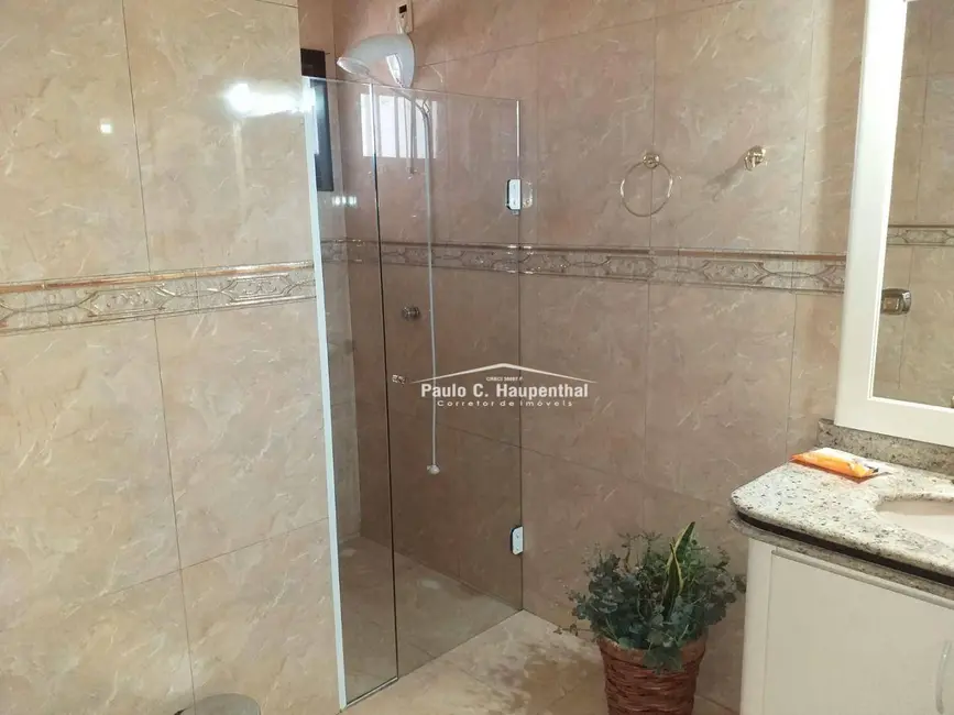 Foto 9 de Casa com 3 quartos à venda, 622m2 em Centro, Ararangua - SC